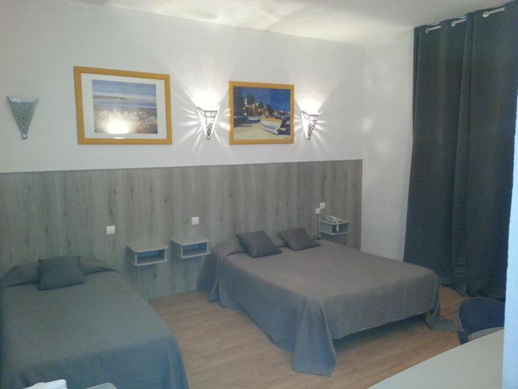 Hotel Univers Bastia  Exterior photo